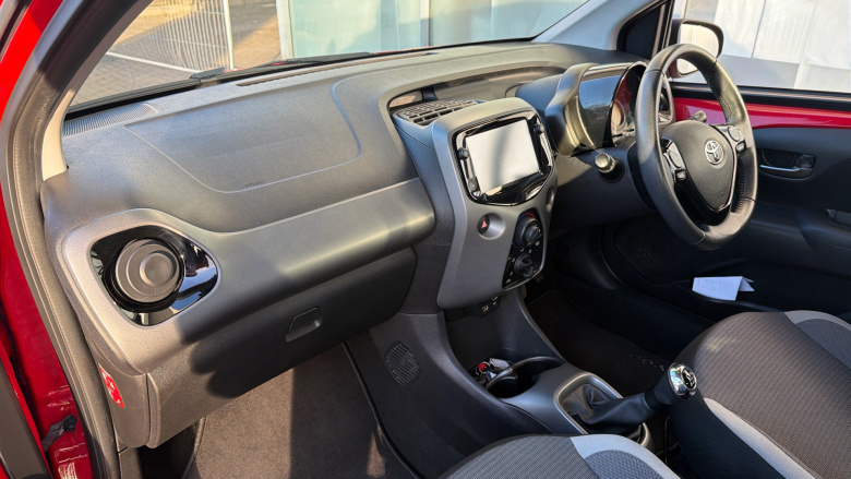 Toyota Aygo 1.0 VVT-i X-Play TSS 5dr Petrol Hatchback